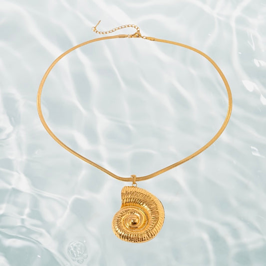 Vanessa necklace