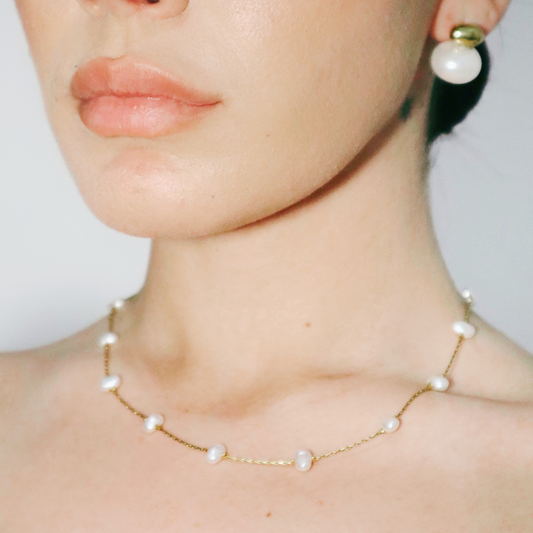 Zoe Pearl Necklace